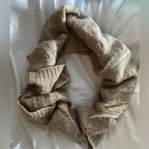Cable knit infinity scarf